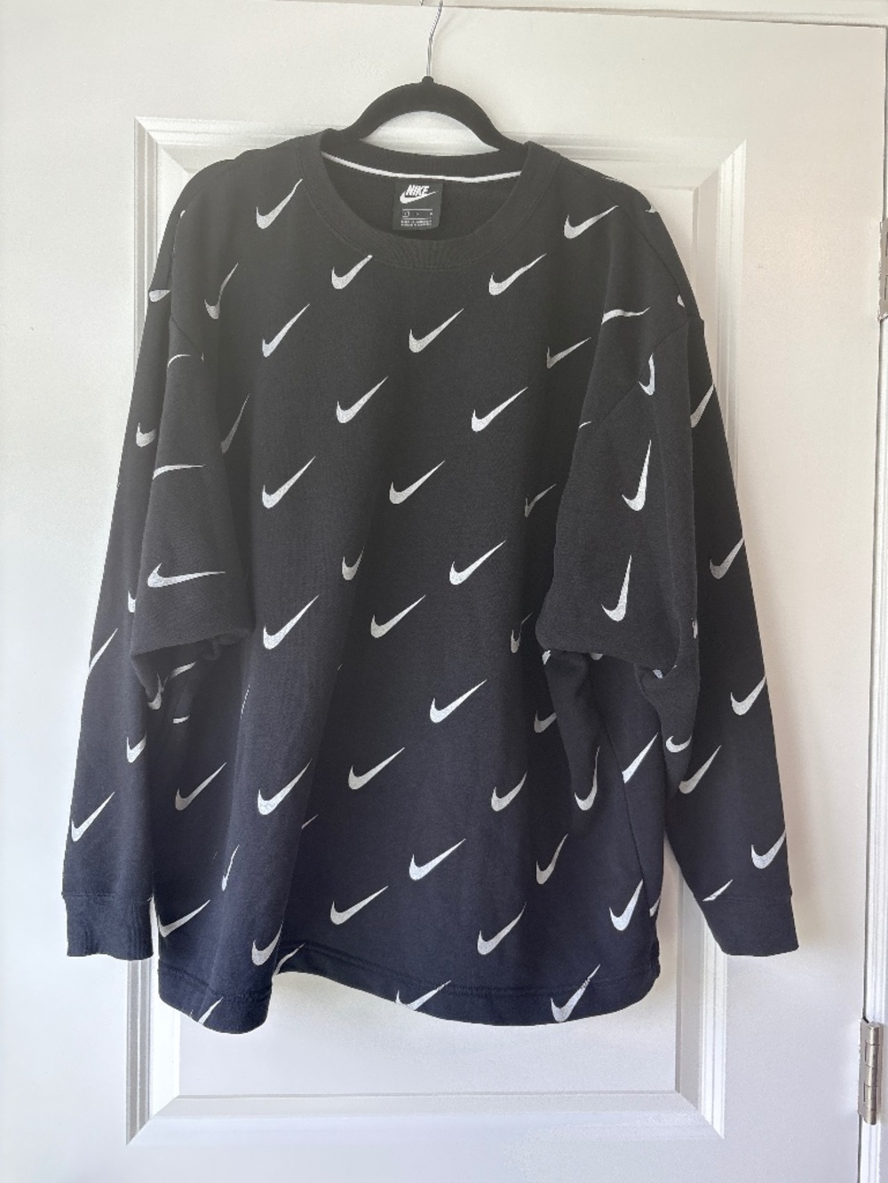 Nike Women’s Sweatshirt